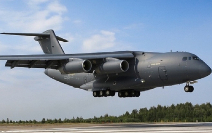 Vận tải cơ Trung Quốc lần đầu bay thử sau hơn 10 năm lộ diện